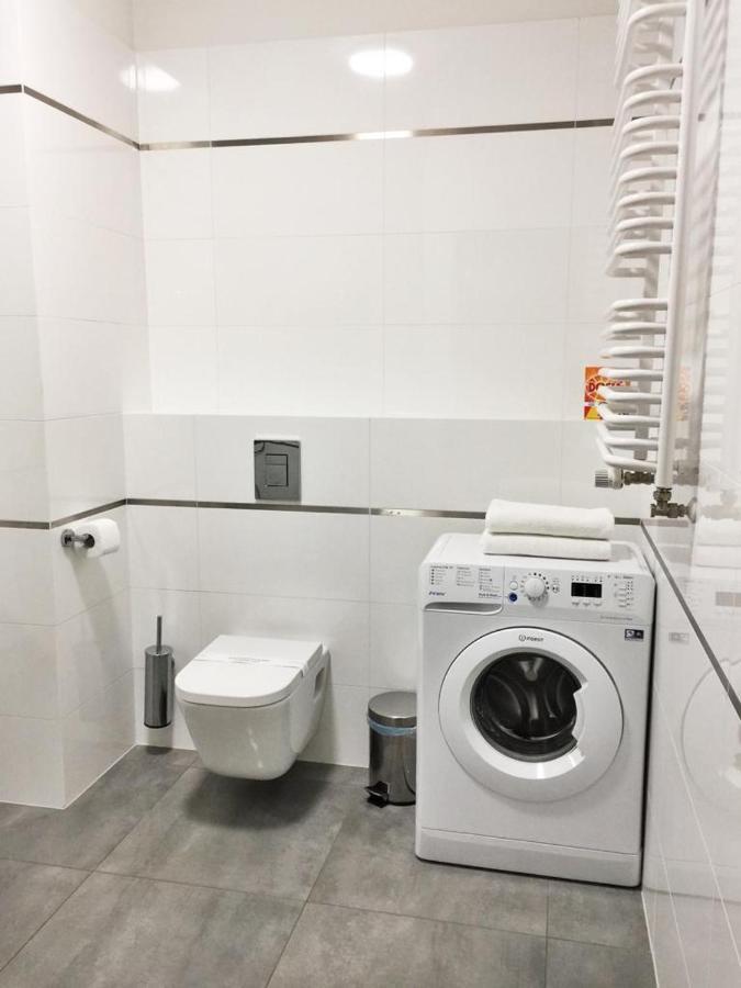 Apartamenty Zajezdnia Mtp 포즈난 외부 사진